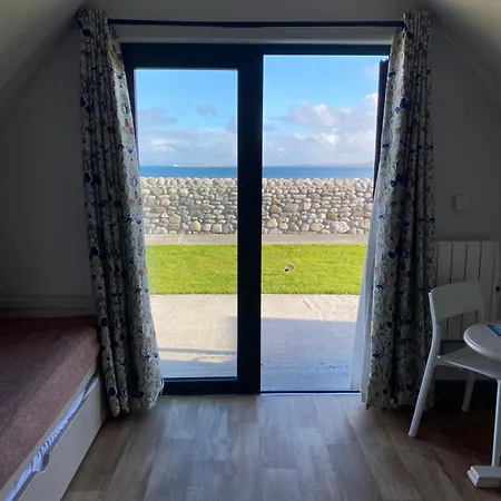 Aran Islands Camping & Glamping База отдыха 3*