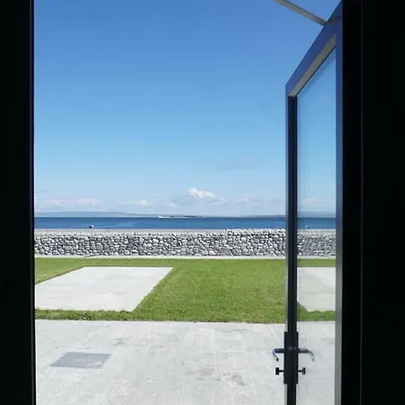 Aran Islands Camping & Glamping База отдыха 3*